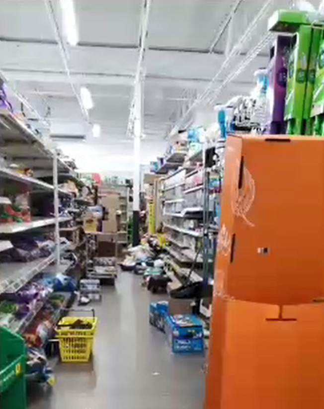 Shopper finds ‘train wreck’ at Albany Dollar General store