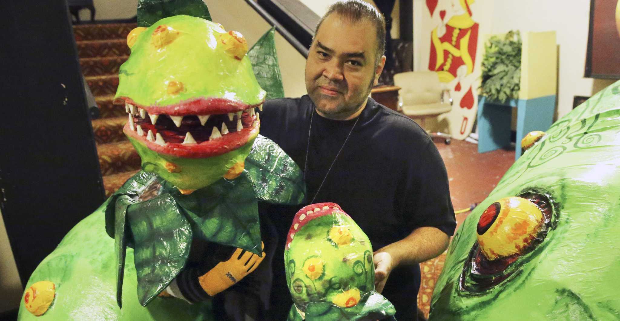 Richard Solis, a founding member of Magik Theatre in San Antonio, dies at 51 - Vimarsana News