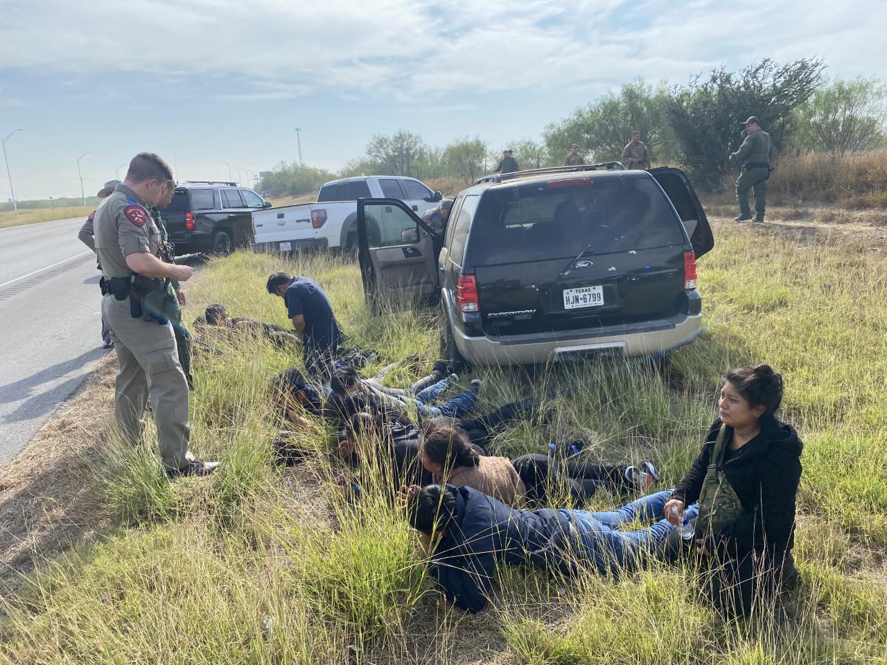 Man arrested for human smuggling following high-speed pursuit - Vimarsana News