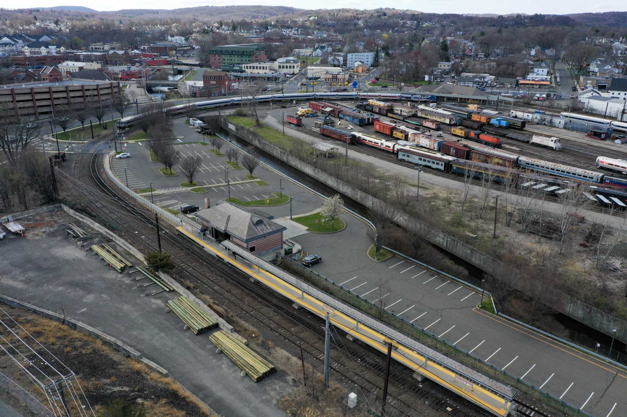 COVID, trains and dog poo: Danbury area leaders share resolutions for 2022 - Vimarsana News