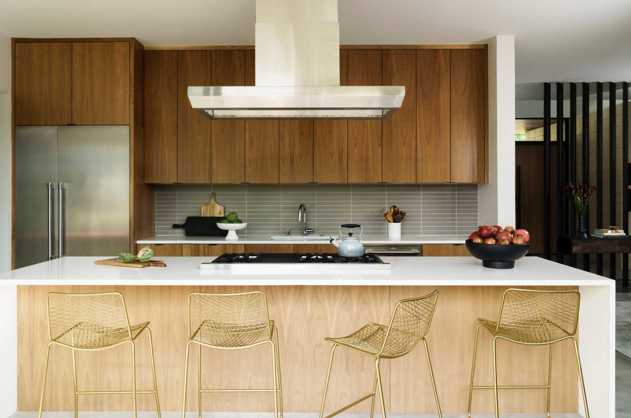 Houzz's 20 kitchen survey shows popular trends in natural materials