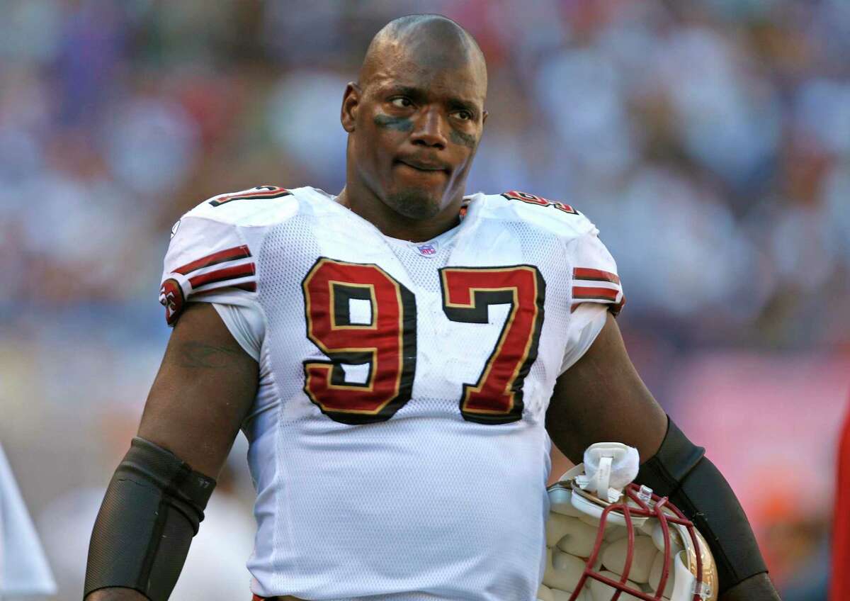 49ers to induct legendary defensive lineman Bryant Young into