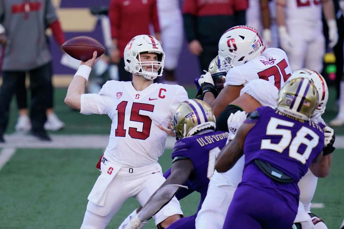 Davis Mills and Stanford faced Washington as part of their season-ending road trip in 2020.
