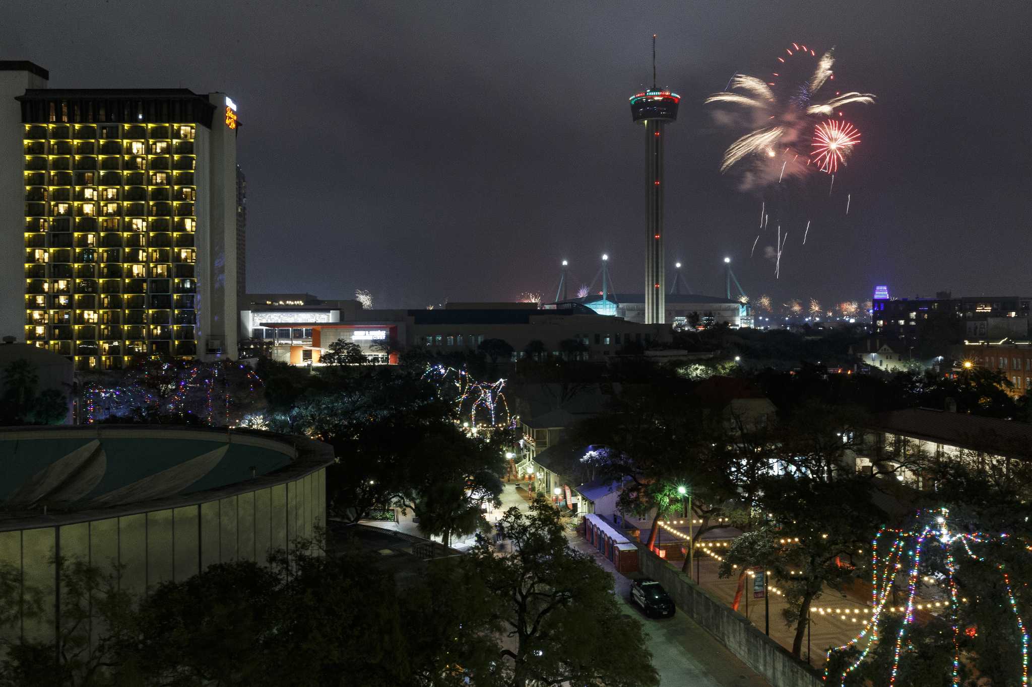 Photos San Antonio put on a great fireworks show to celebrate 2022
