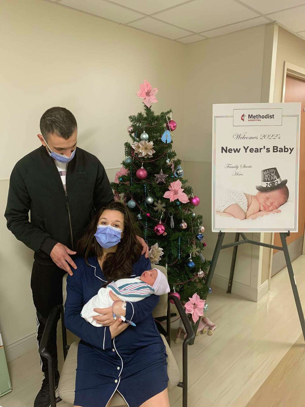 It’s a girl! San Antonio’s first baby of 2022 born at 12:20 a.m.