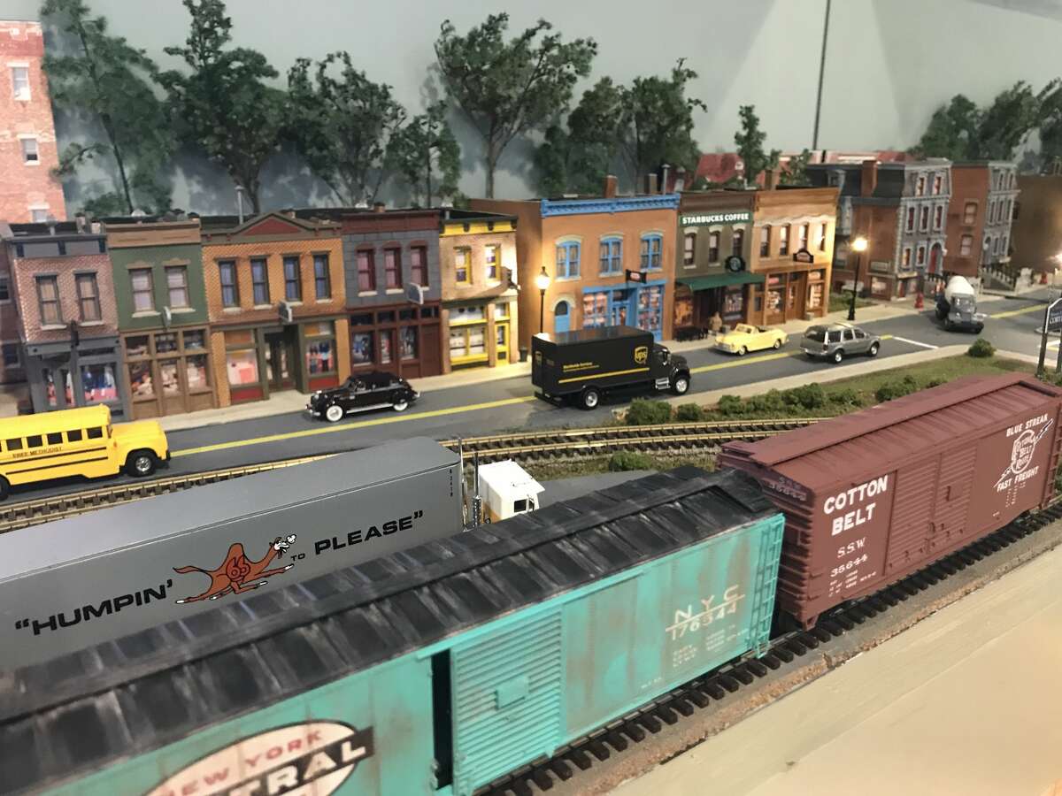 The National Model Railroad Association North Central Region Division 2 monthly Zoom meeting  includes a presentation on model railroading and a show and tell segment on Jan. 15.