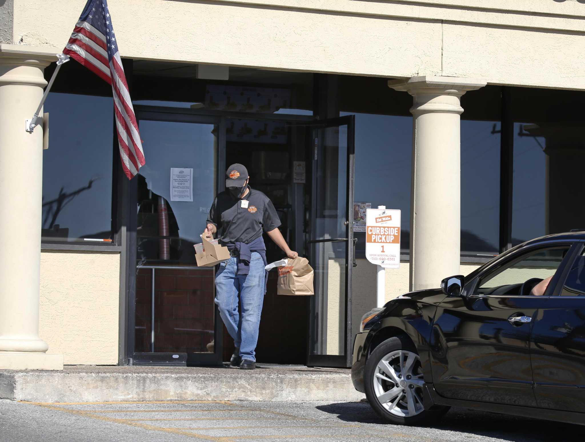 Restaurants closing dining rooms, reducing hours as omicron takes toll