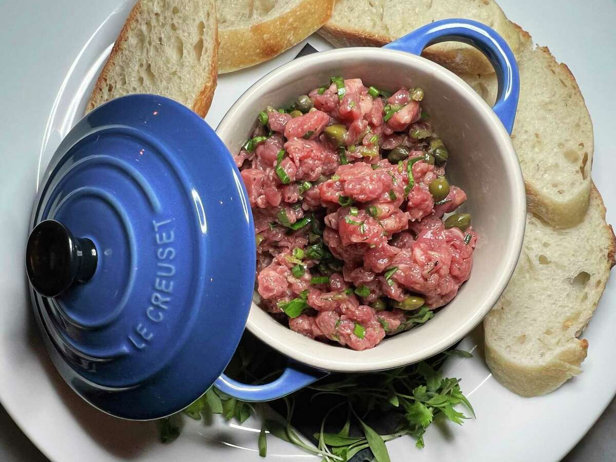 Review Tardif’s American Brasserie French restaurant near Dominion a struggling to San