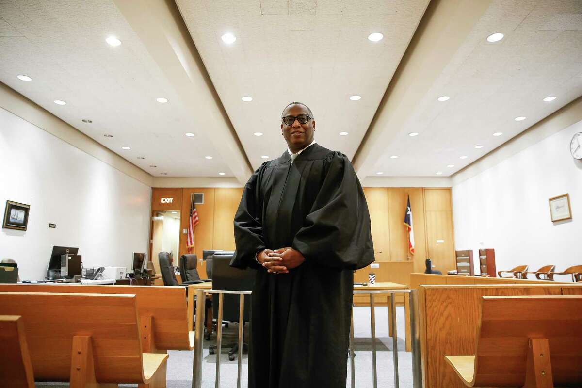 Harris County criminal court judge Mike Fields stands for a portrait Thursday, Feb. 15, 2018 in Houston. (Michael Ciaglo / Houston Chronicle)