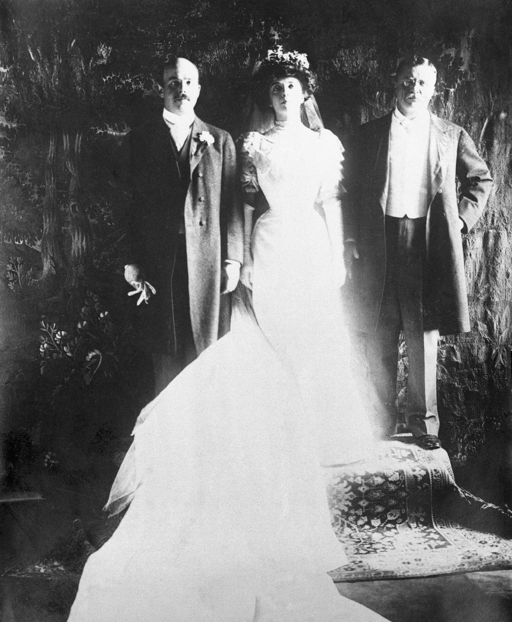 Holy Cow! History: Washington's saddest political princess - Vimarsana News