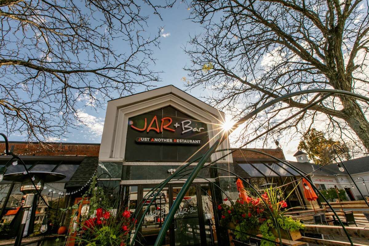 JAR + Bar to its global roots in eateryheavy West Hartford
