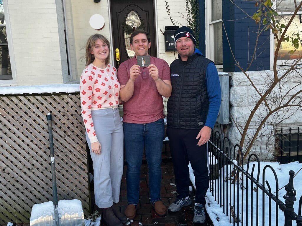 How East Bay Rep. Eric Swalwell used Twitter to get a grandma's Christmas gift to her grandson - Vimarsana News