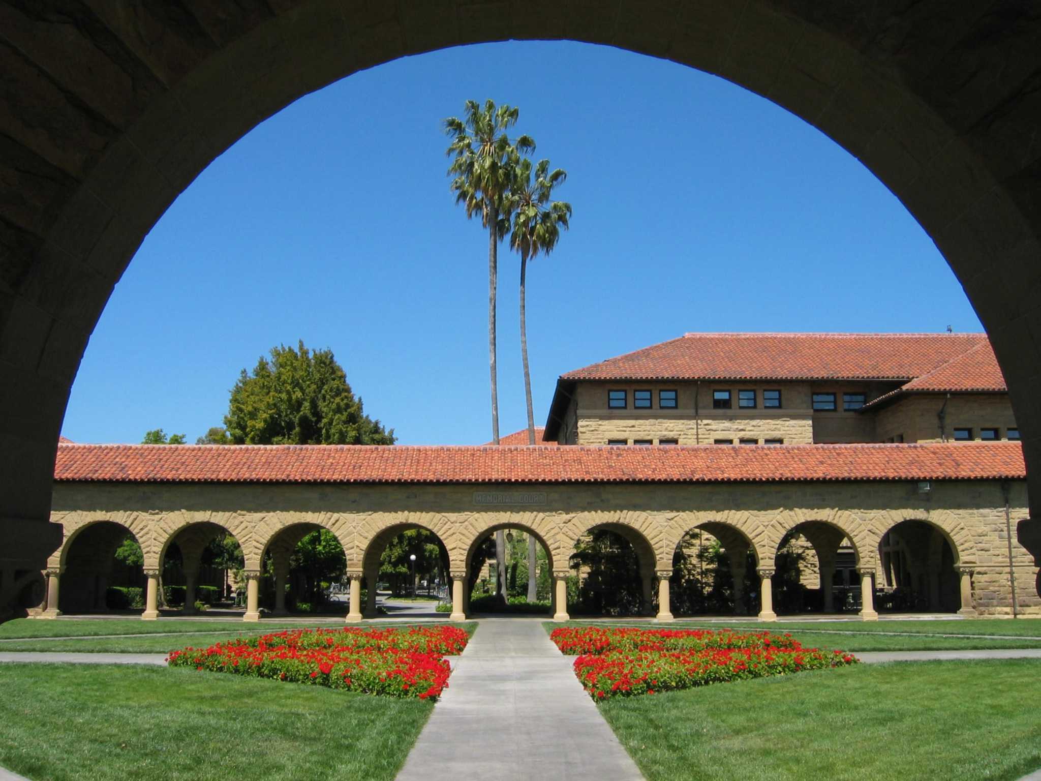 After 700 people test positive for COVID, Stanford puts off in-person classes - Vimarsana News
