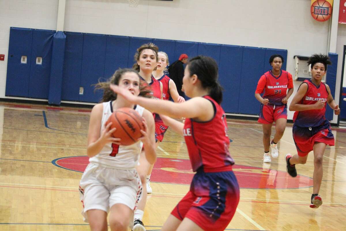 Crossroads girls took Walkerville down to the wire on Friday before losing 44-39.