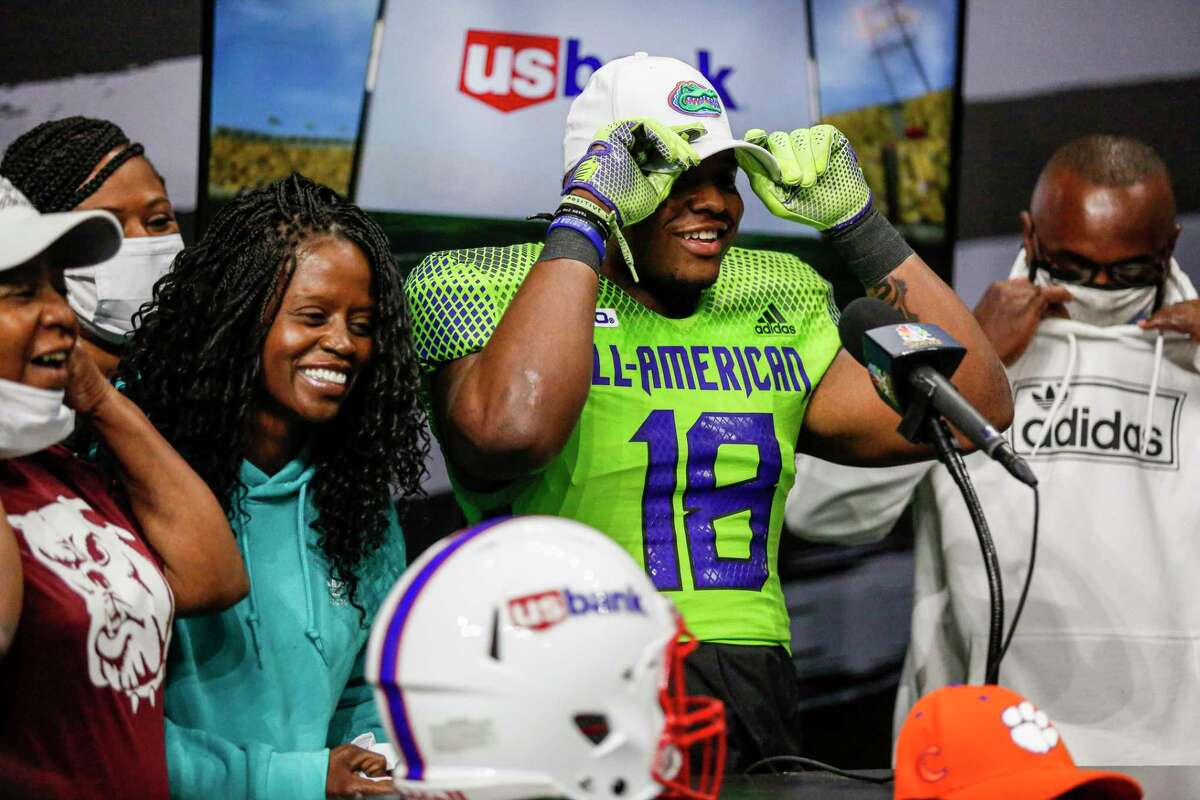 Running-back Trevor Etienne of Jennings High School in Jennings, La., announces that he will be a Florida Gator during the 2022 All-American Bowl high school all-star game at the Alamodome in San Antonio, Texas, Saturday, Jan. 8, 2022.