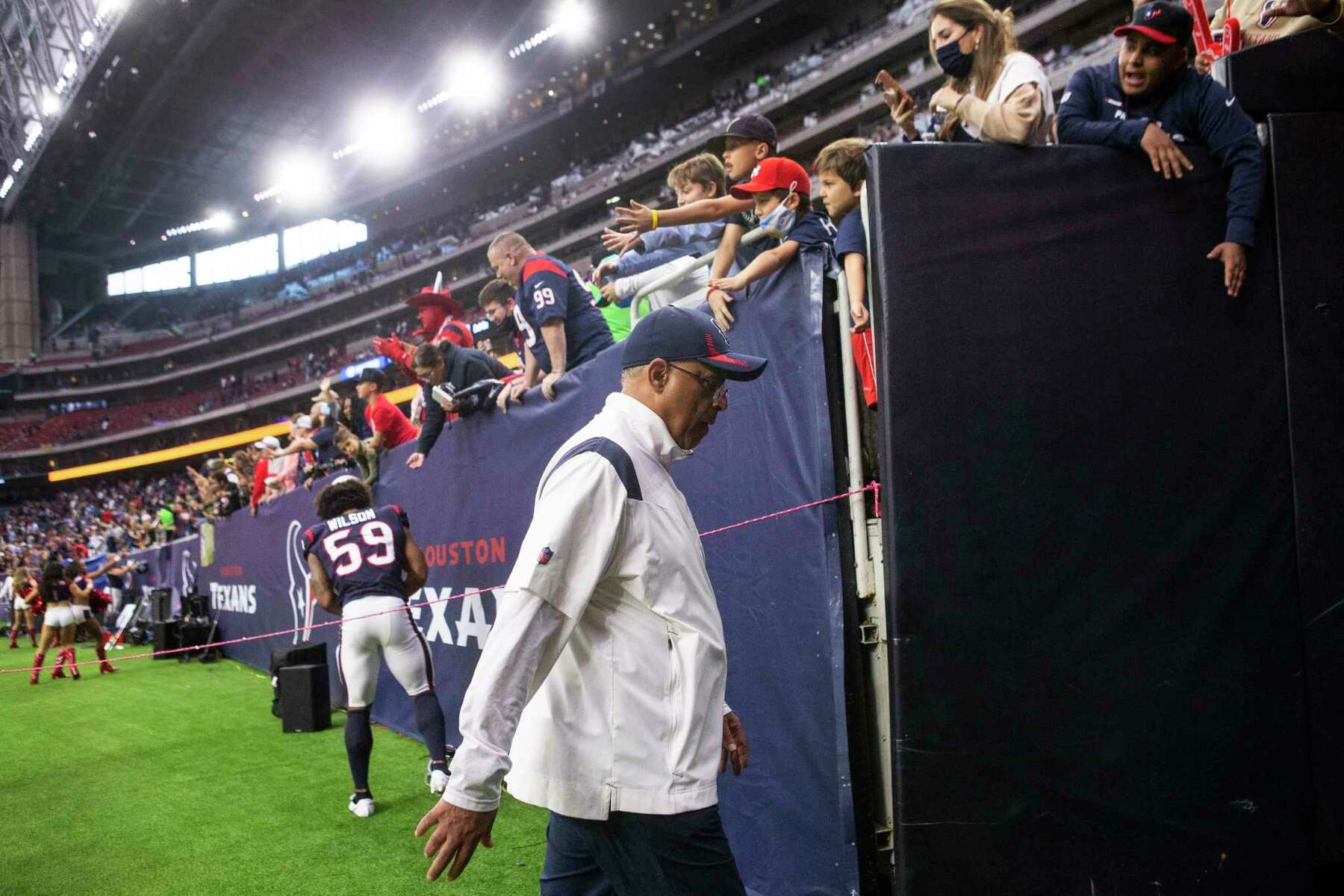 Eagles fans enjoy the game against Houston in Matress Mack's suite at NRG  Stadium