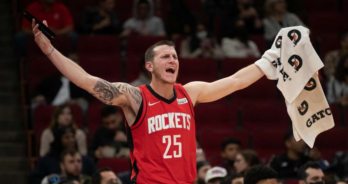 Houston Rockets guard Garrison Mathews (25) reacts against a call made by a referee during a game against the Minnesota Timberwolves at the Toyota Center, Sunday, Jan. 9, 2022, in Houston. The Timberwolves won 141-123 against the Houston Rockets.