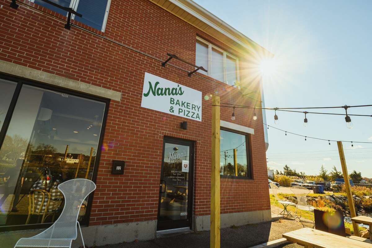 Nana's Bakery & Pizza in Mystic.