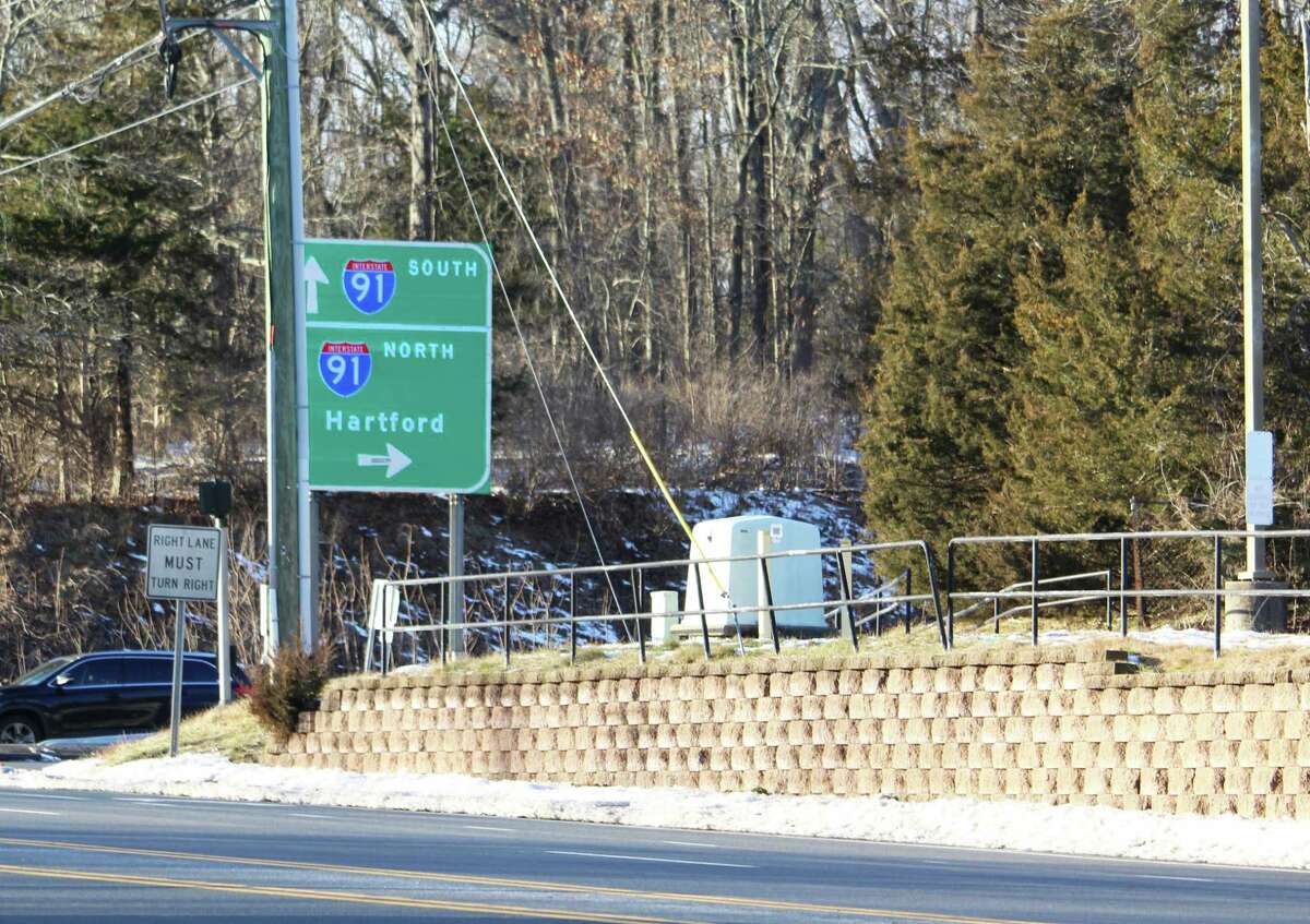 A Hartford developer will be submitted a plan for a multi-use facility at the former Red Lion hotel at 100 Berlin Road in Cromwell. The property provides easy access to Route 9 and I-91.