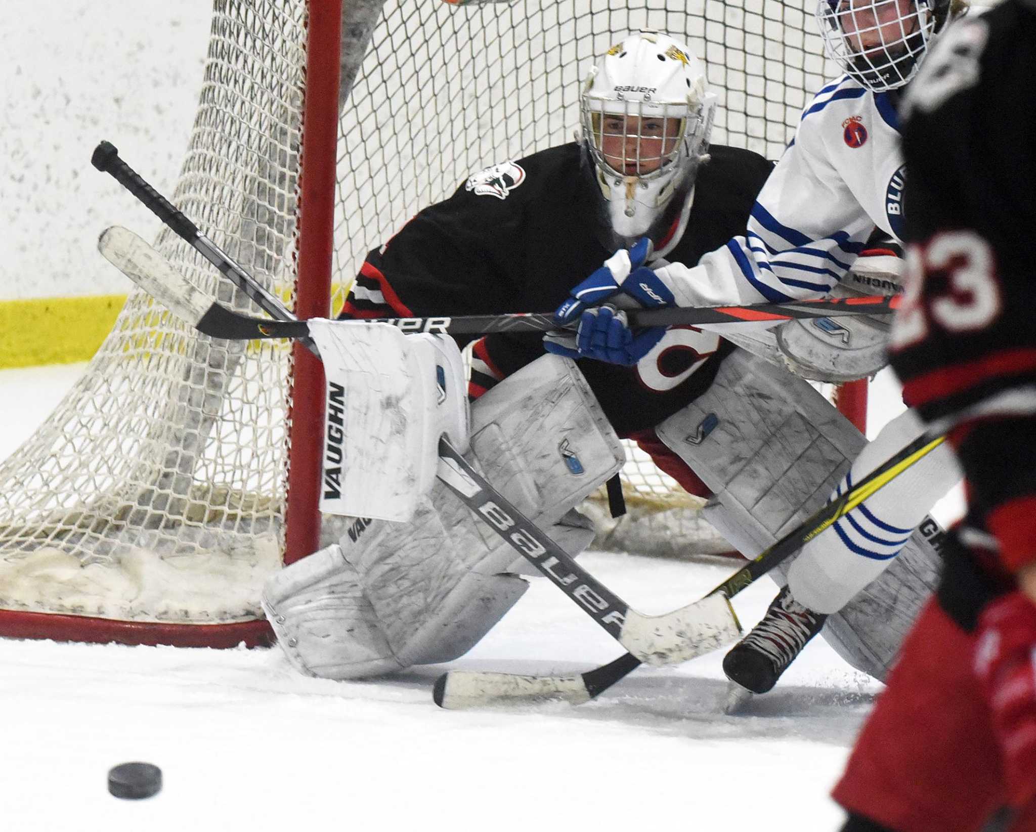 Ferraro, Tully propel New Canaan girls hockey past rival Darien