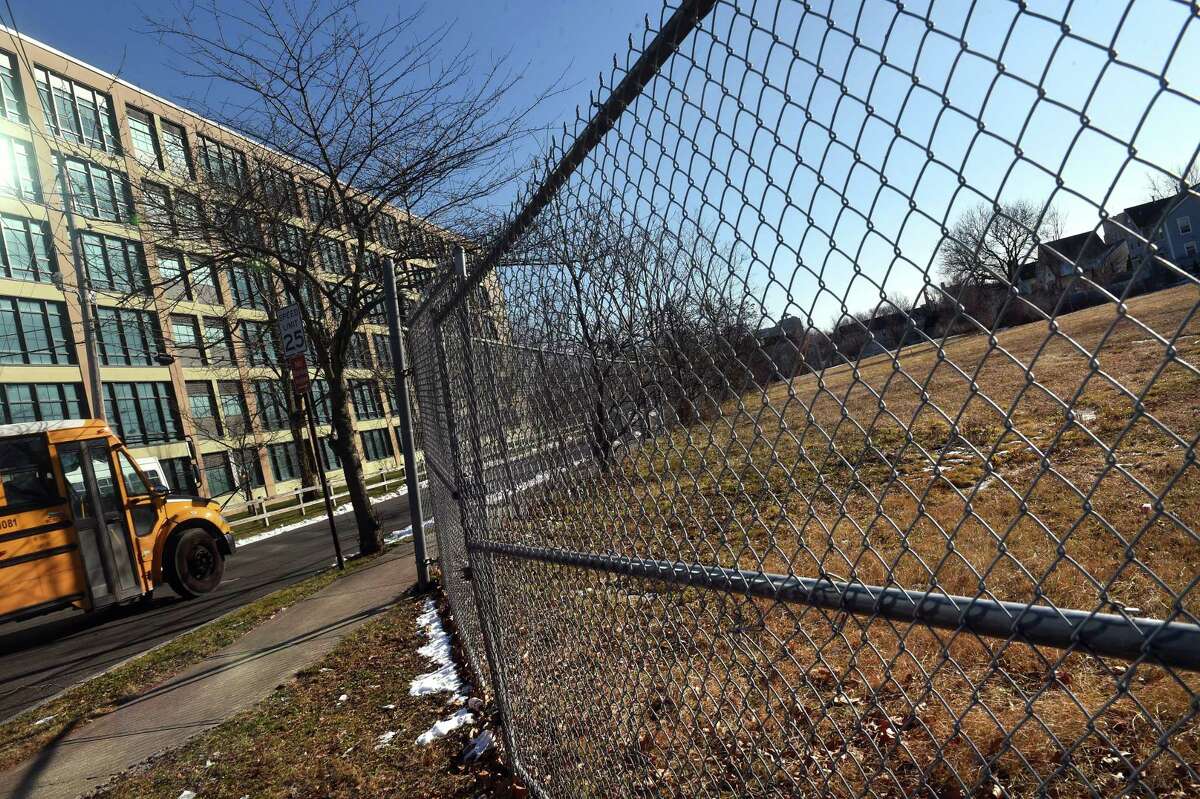 A vacant Science Park lot between Ashmun, Canal and Henry streets in New Haven is the site of a proposed 176-unit apartment building.
