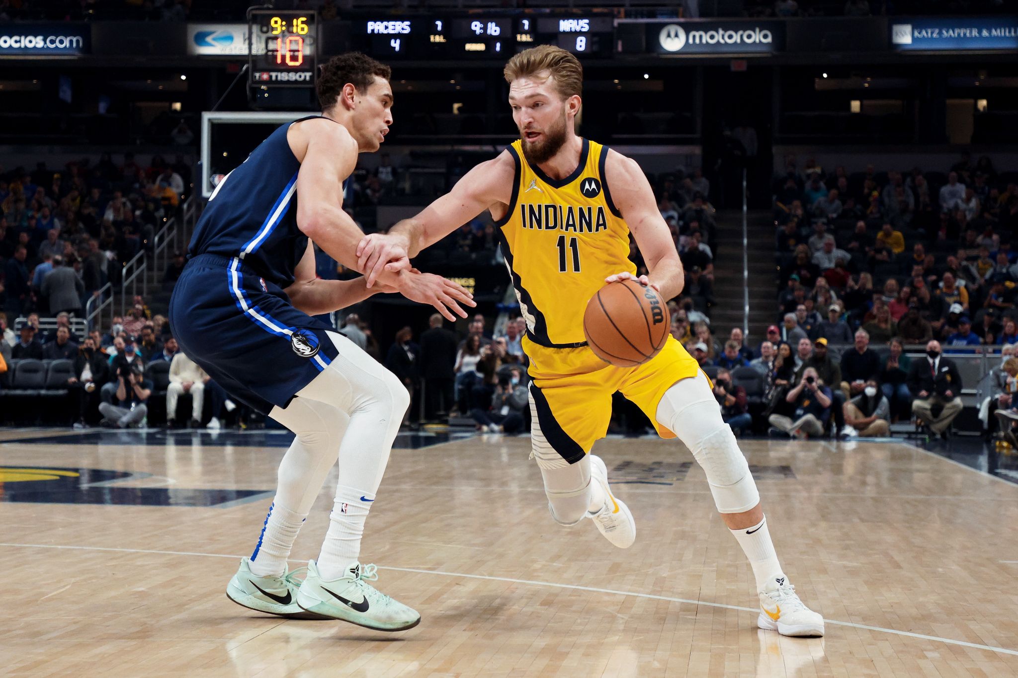 Motorola deals indiana pacers