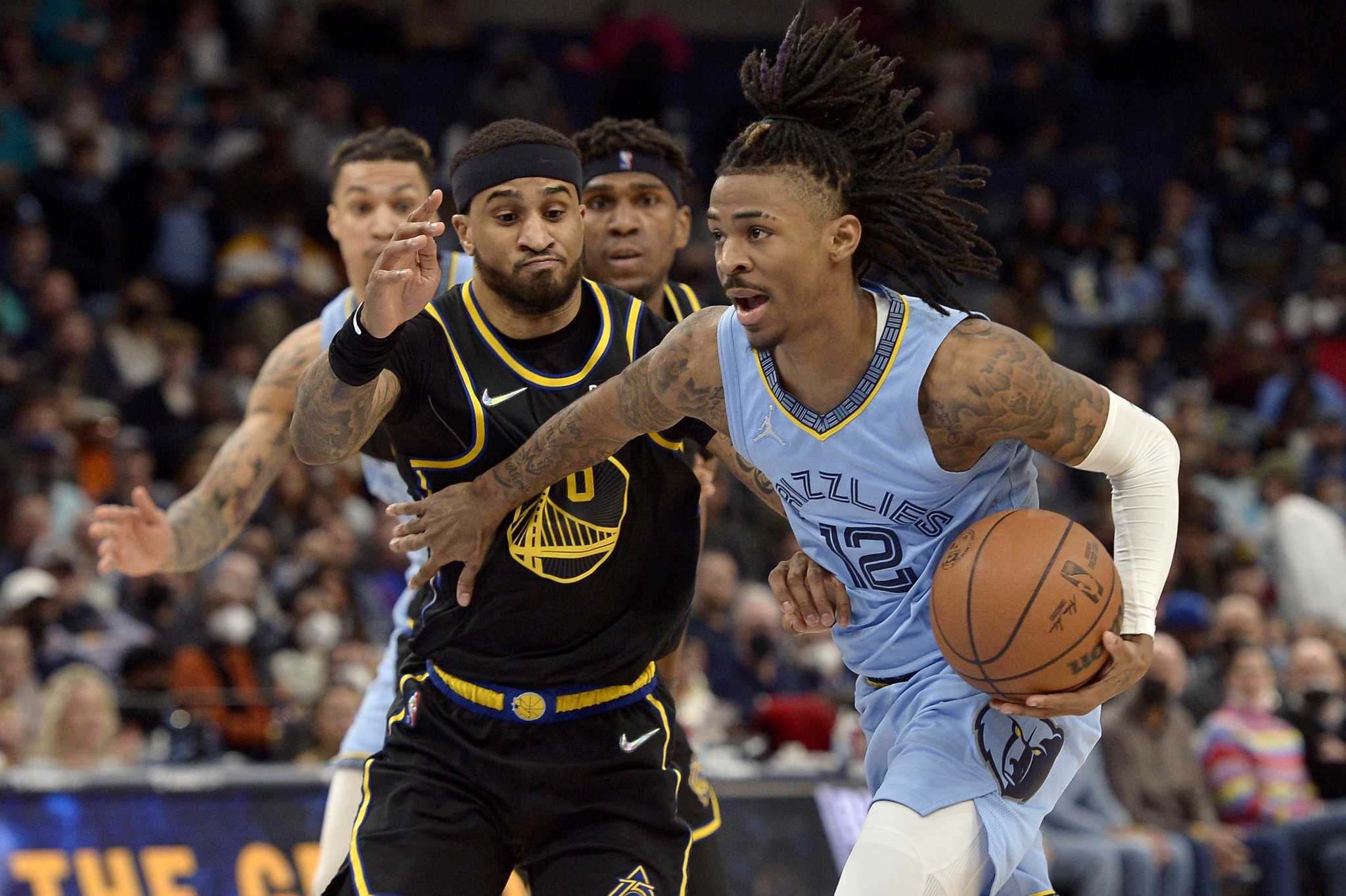 Warriors’ Curry has triple-double, but Grizzlies win 10th straight, 116-108