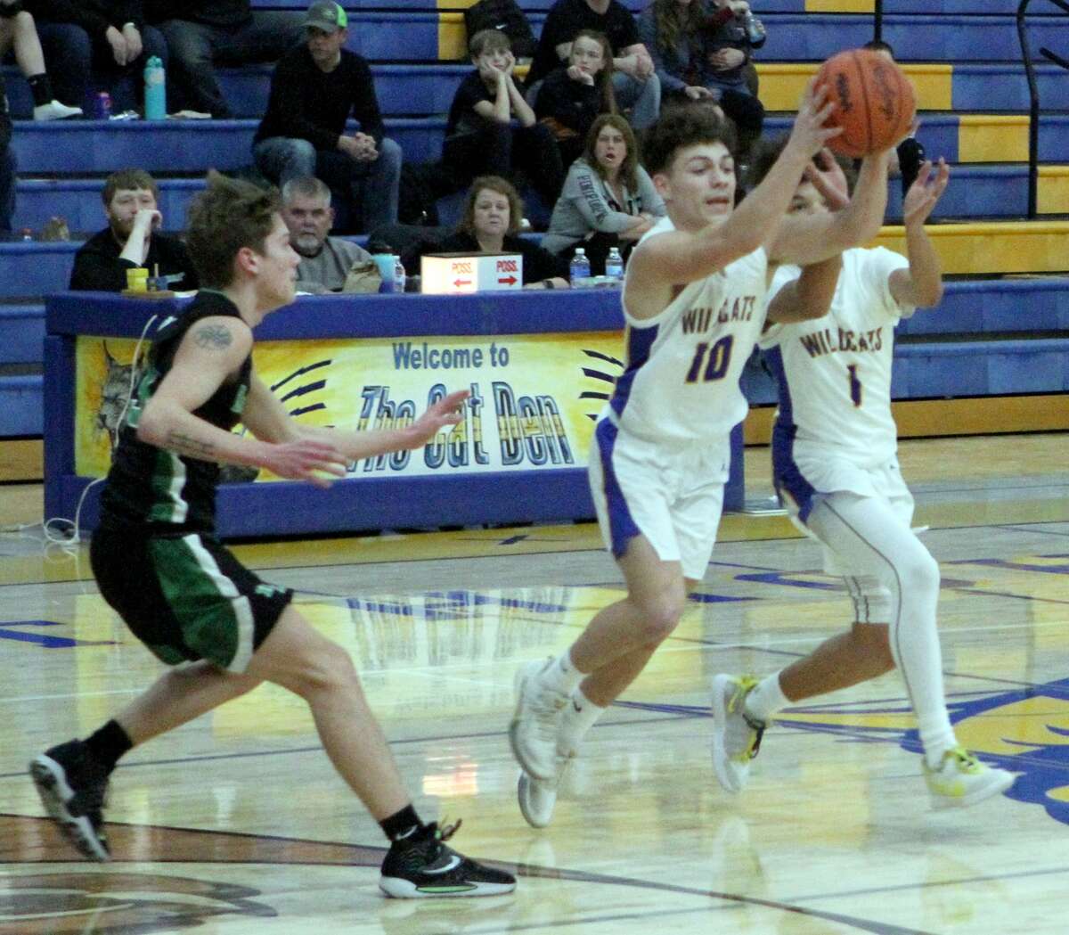 The Evart boys basketball team fell at home to Houghton Lake on Tuesday evening.
