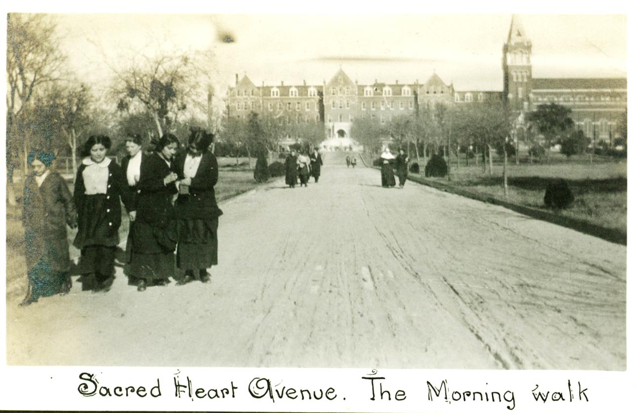 Historic photos of University of the Incarnate Word in San Antonio show big changes over last 100-plus years - Vimarsana News