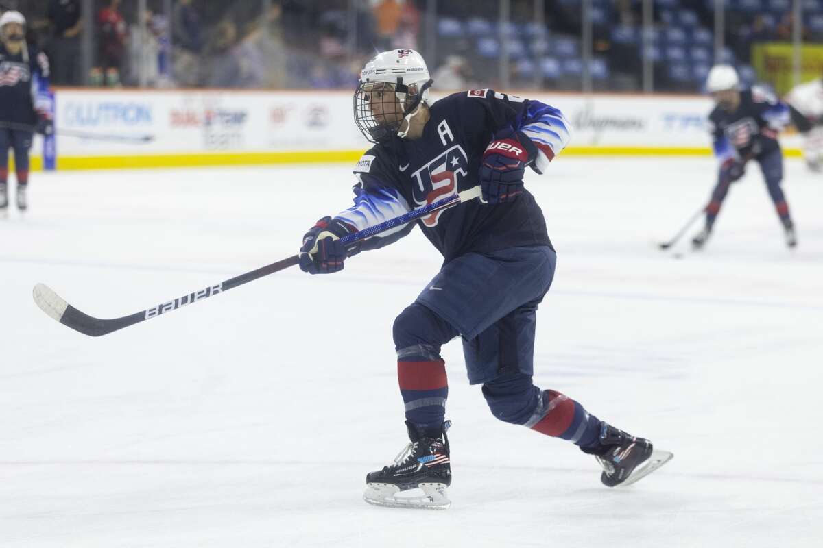 ALLENTOWN, PA - OCTOBER 22: Hilary Knight #21 of the United States warms up prior to the game against Canada at the PPL Center on October 22, 2021 in Allentown, Pennsylvania. (Photo by Mitchell Leff/Getty Images)
