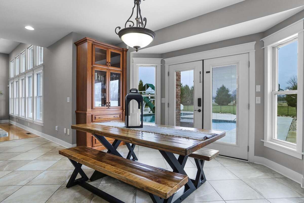 A photo of the home at 61 Stagecoach Lane, Troy, Ill.