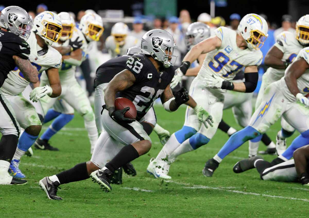 9NEWS Sports - Sunday Night Football on NBC's season finale is tonight at  5P MT on 9NEWS with the Chargers and Raiders. 