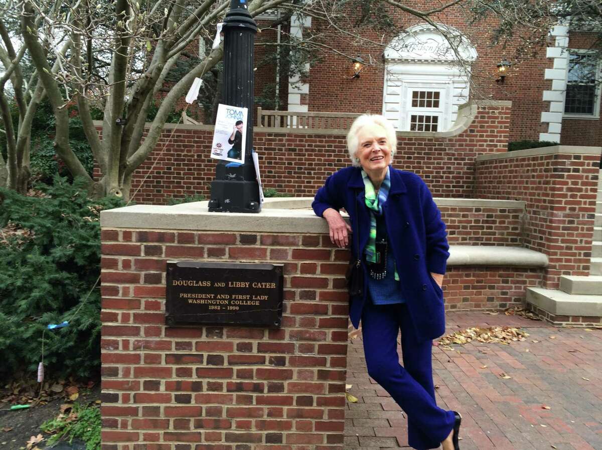 Libby Anderson Cater at a plaque in her honor at Washington College in Maryland in 2013.