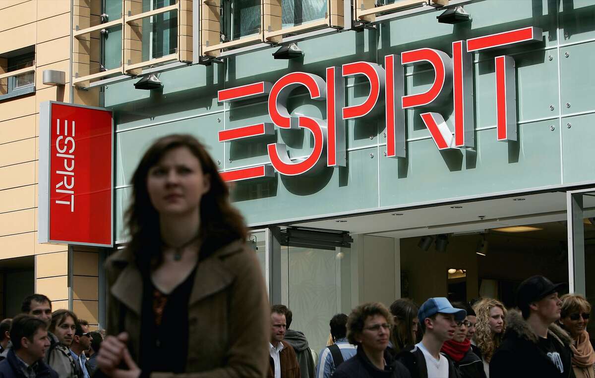 Shoppers pass an Esprit clothing store March 26, 2005, in Munich, Germany.