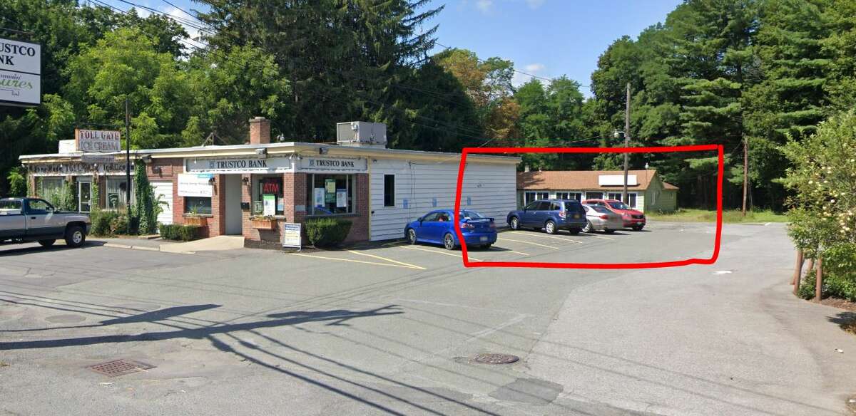 Toll Gate Ice Cream will open behind the original location in Slingerlands (see red box at right) in an existing  building that will be rehabbed.