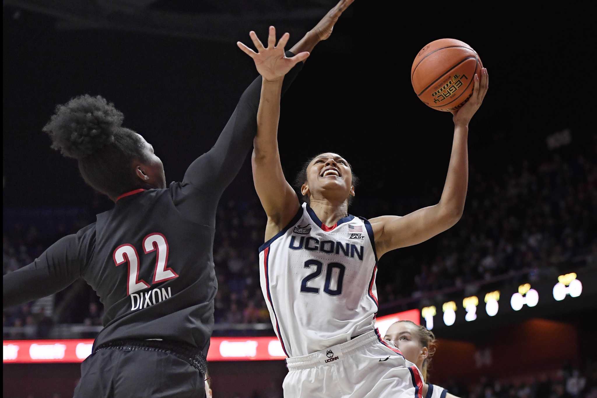 How Geno Auriemma Is Pulling UConn From Malaise: ‘I Don’t Want To Be ...