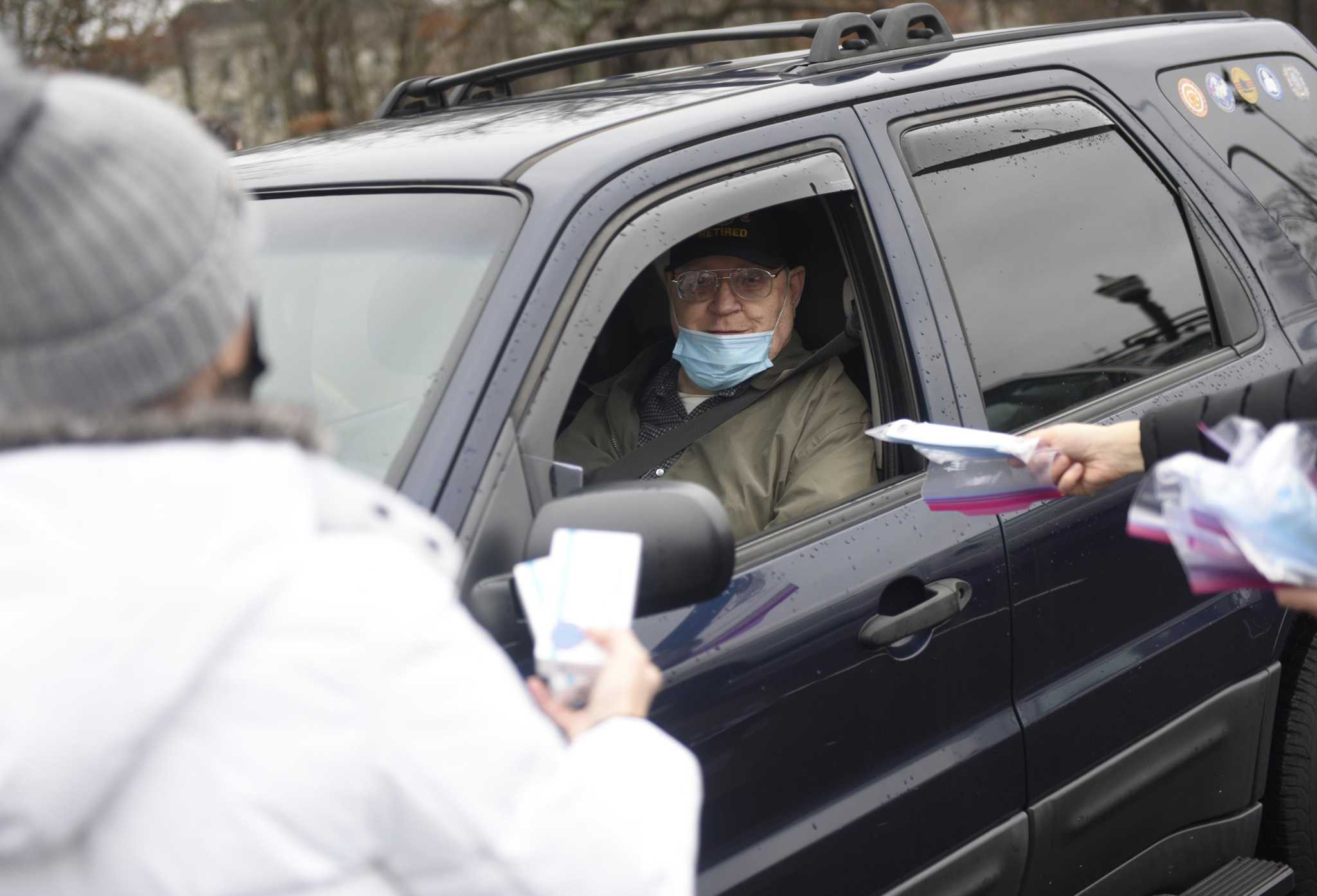 Stamford to distribute free surgical and N95 COVID-19 masks at Rippowam Middle School Sunday - Vimarsana News