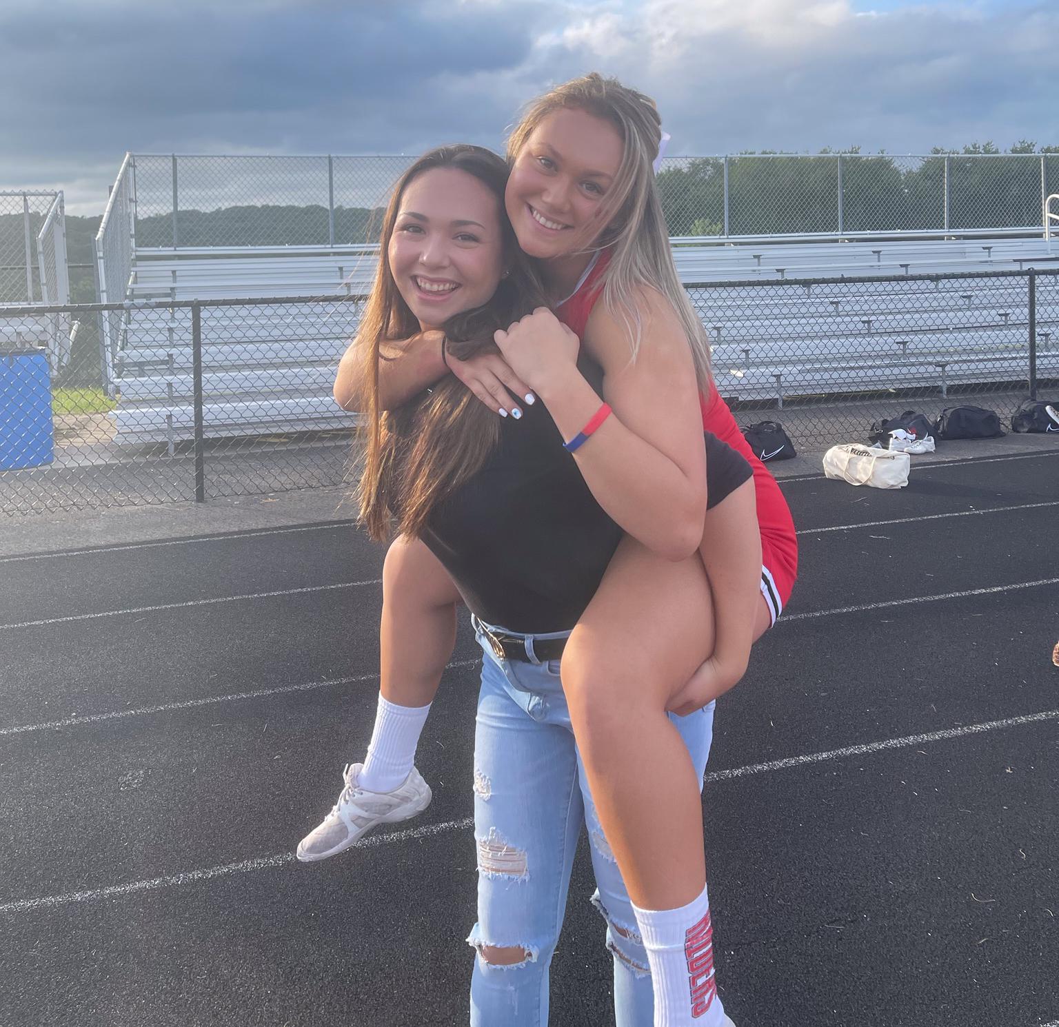 Jeff Jacobs: From 'miracle baby' to Spirit of Sport honoree, Derby cheerleader an inspiration - Vimarsana News