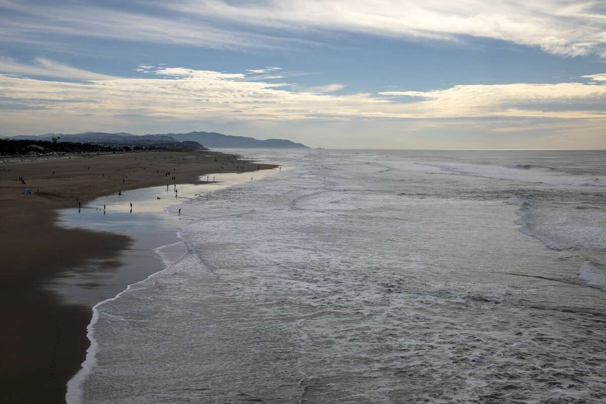 Ocean Beach is seen in San Francisco on January 15, 2022 during a tsunami alert after Tonga volcanic eruption. 