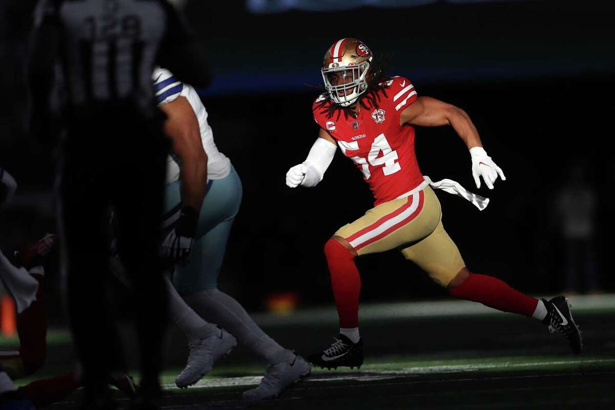 San Francisco 49ers' Fred Warner in 2nd quarter of Niners' 23-17 win over Dallas Cowboys during NFL NFC Wild Card Playoff game at AT&T Stadium in Arlington, Texas on Sunday, January 16, 2022.