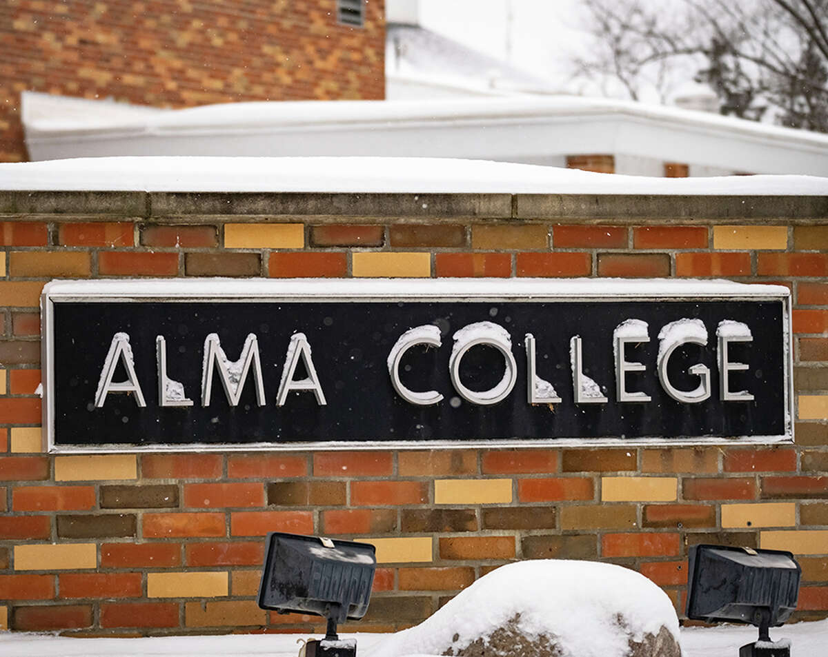 The Alma College Registrar's Office recently announced two Manistee County students have completed the requirements for their respective degrees during 2021.