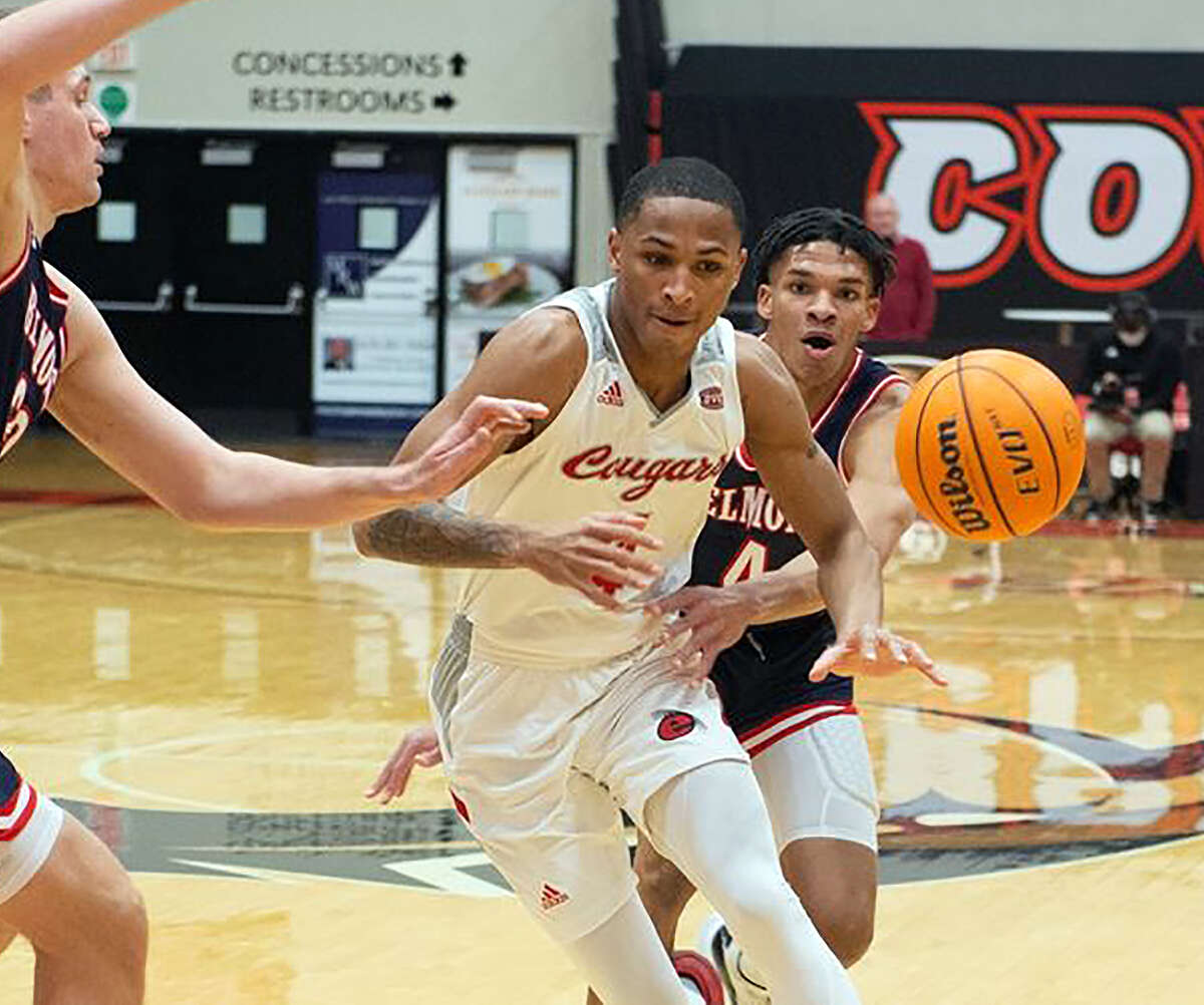 Shamar Wright of SIUE drives against Belmont Monday night at SIUE.