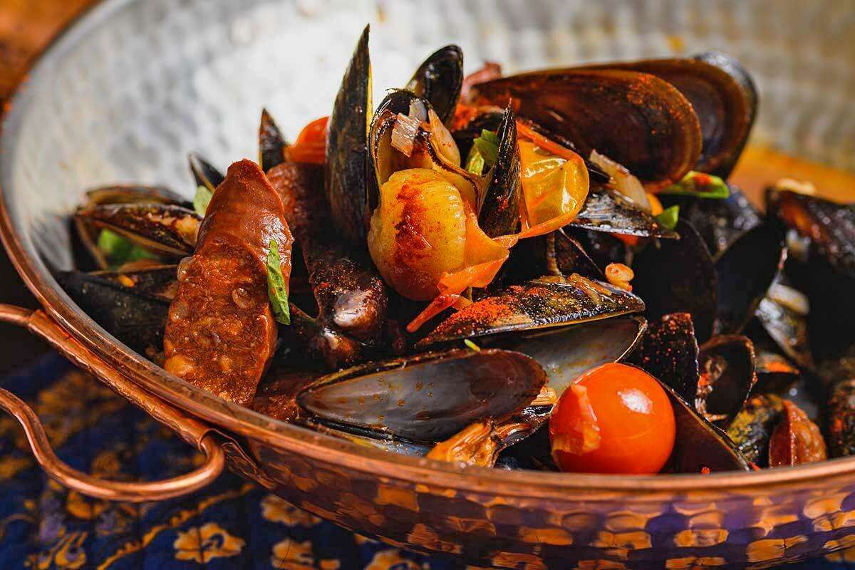 Cataplana is a Basque dish made from mussels and chorizo. 