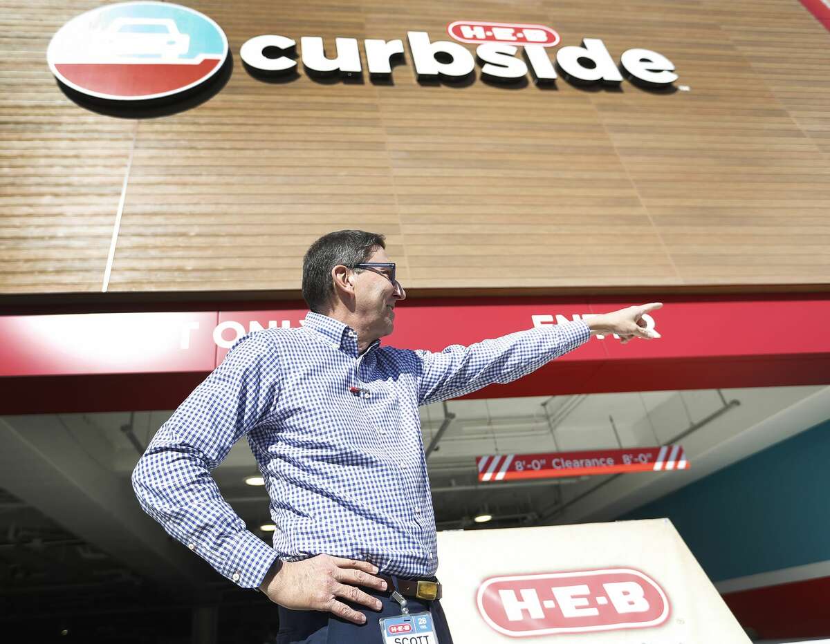 H-E-B company president Scott McClelland talks as he tours the newest H-E-B, which is opening its long-awaited Heights store on January 30, Friday, Jan. 11, 2019, in Houston.