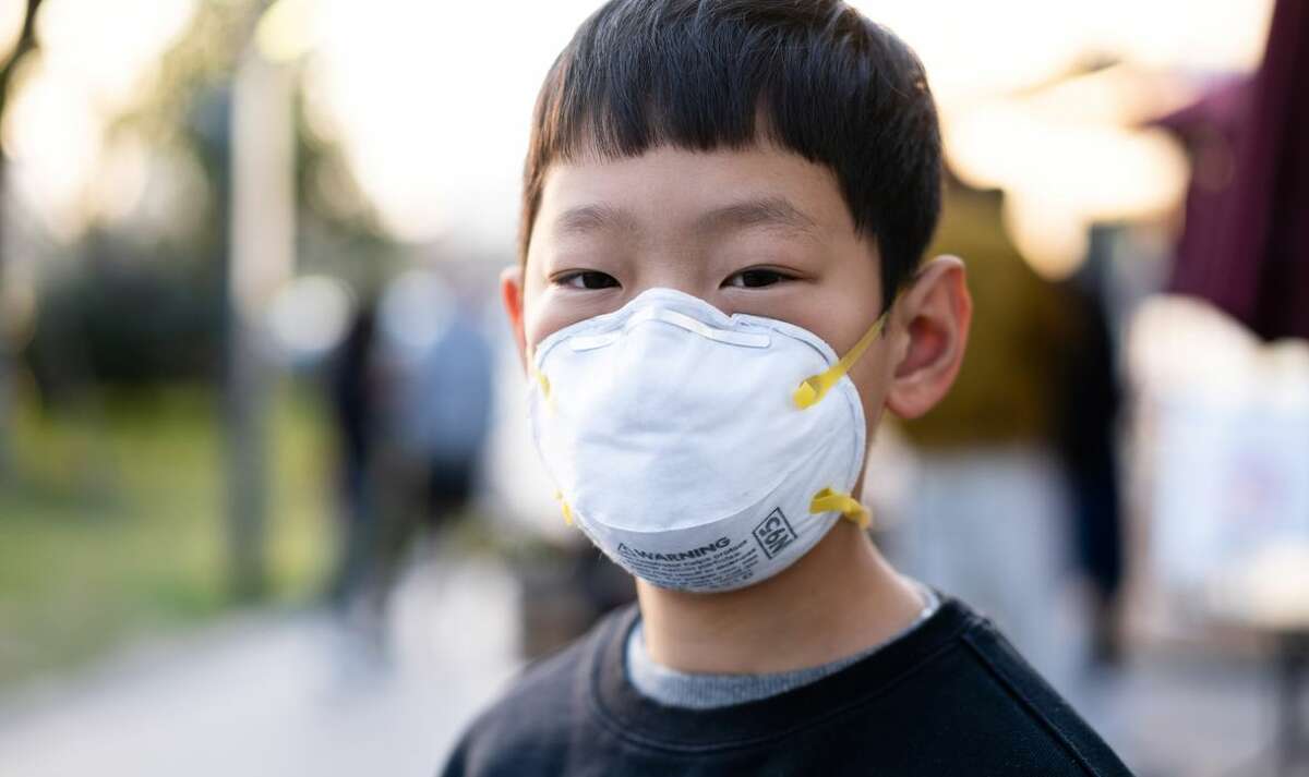 The federal government on Wednesday announced it will begin making 400 million N95 masks available for free to Americans starting next week, available for pickup at pharmacies and community health centers across the country. The masks will come from the government's Strategic National Stockpile, which has more than 750 million of the highly protective masks on hand. 