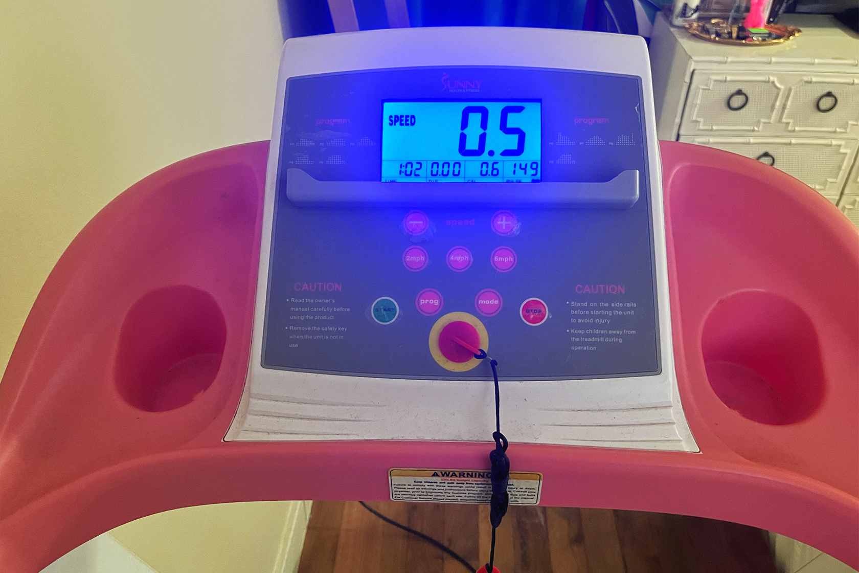 Sunny health pink online treadmill