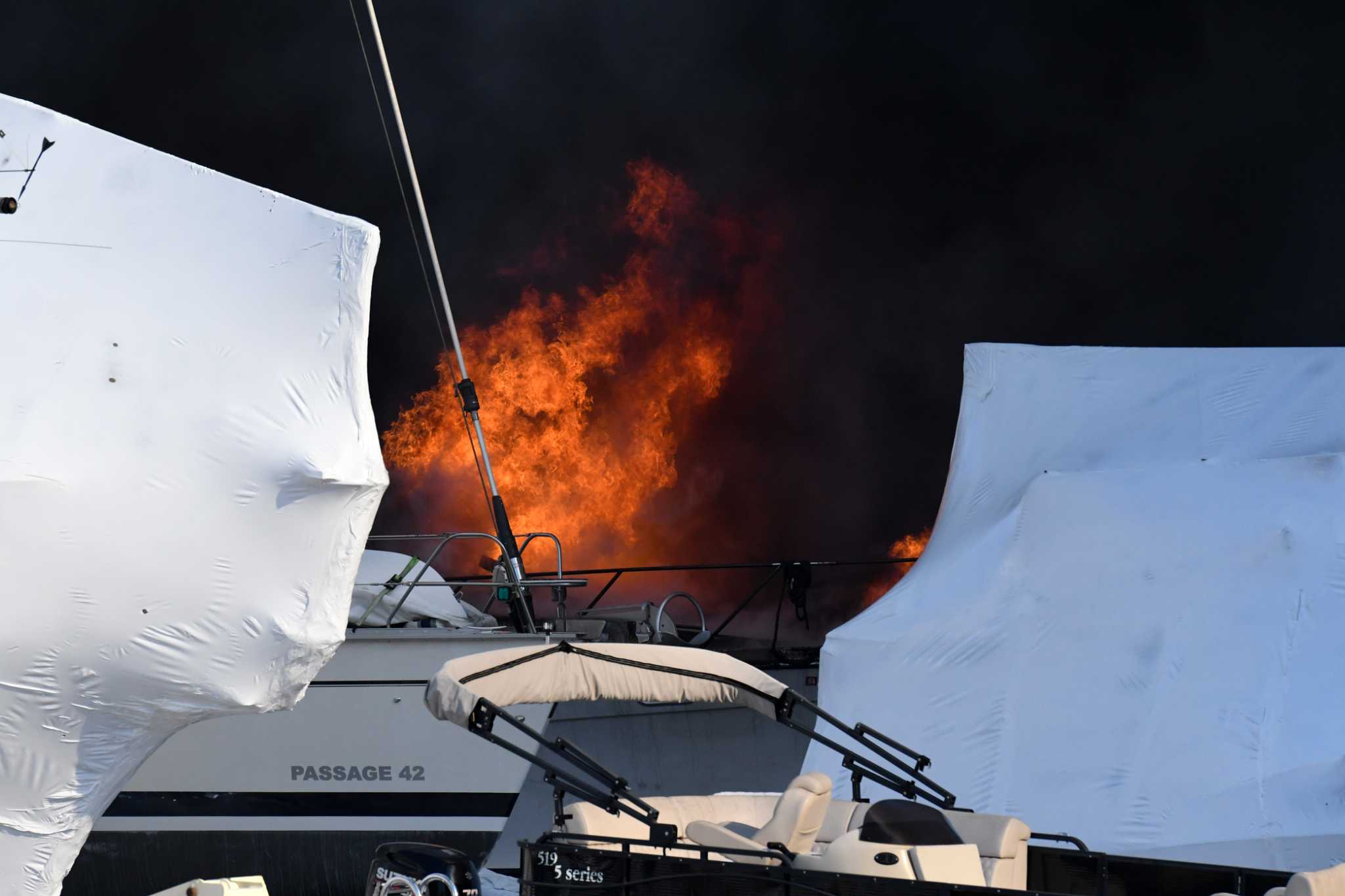 Fuel tank explosion injures marina worker, sparks major fire in Coeymans - Vimarsana News