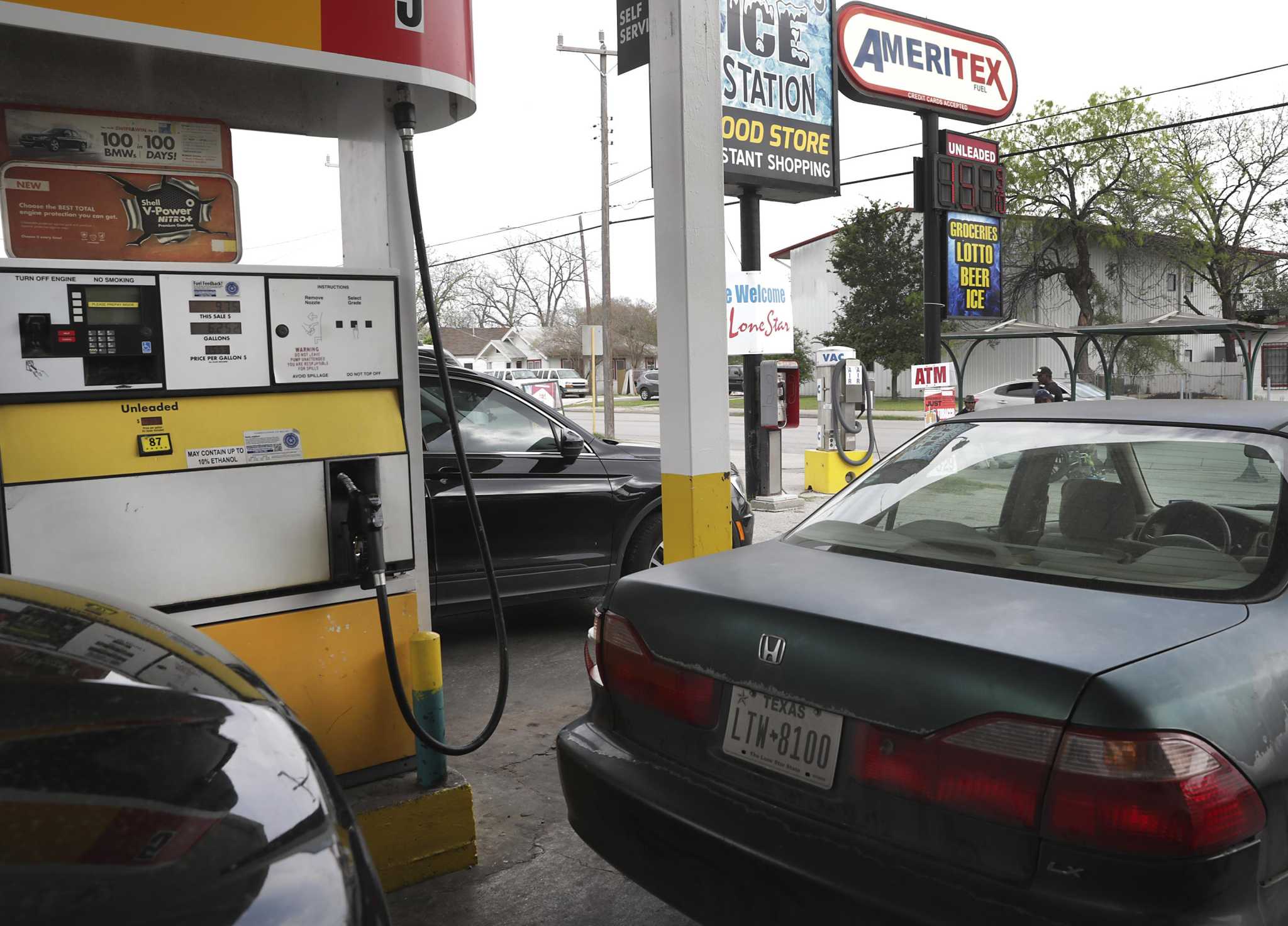 San Antonio motorists enjoying state's least-expensive gasoline, AAA Texas says - Vimarsana News