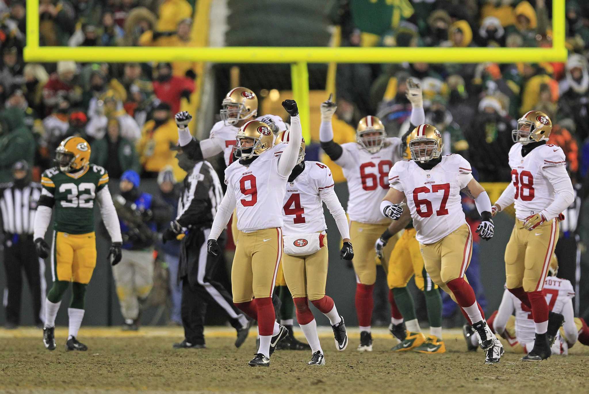 49ers-Packers playoff history: Mostert, Favre, Kaepernick, T.O. all had  their moment