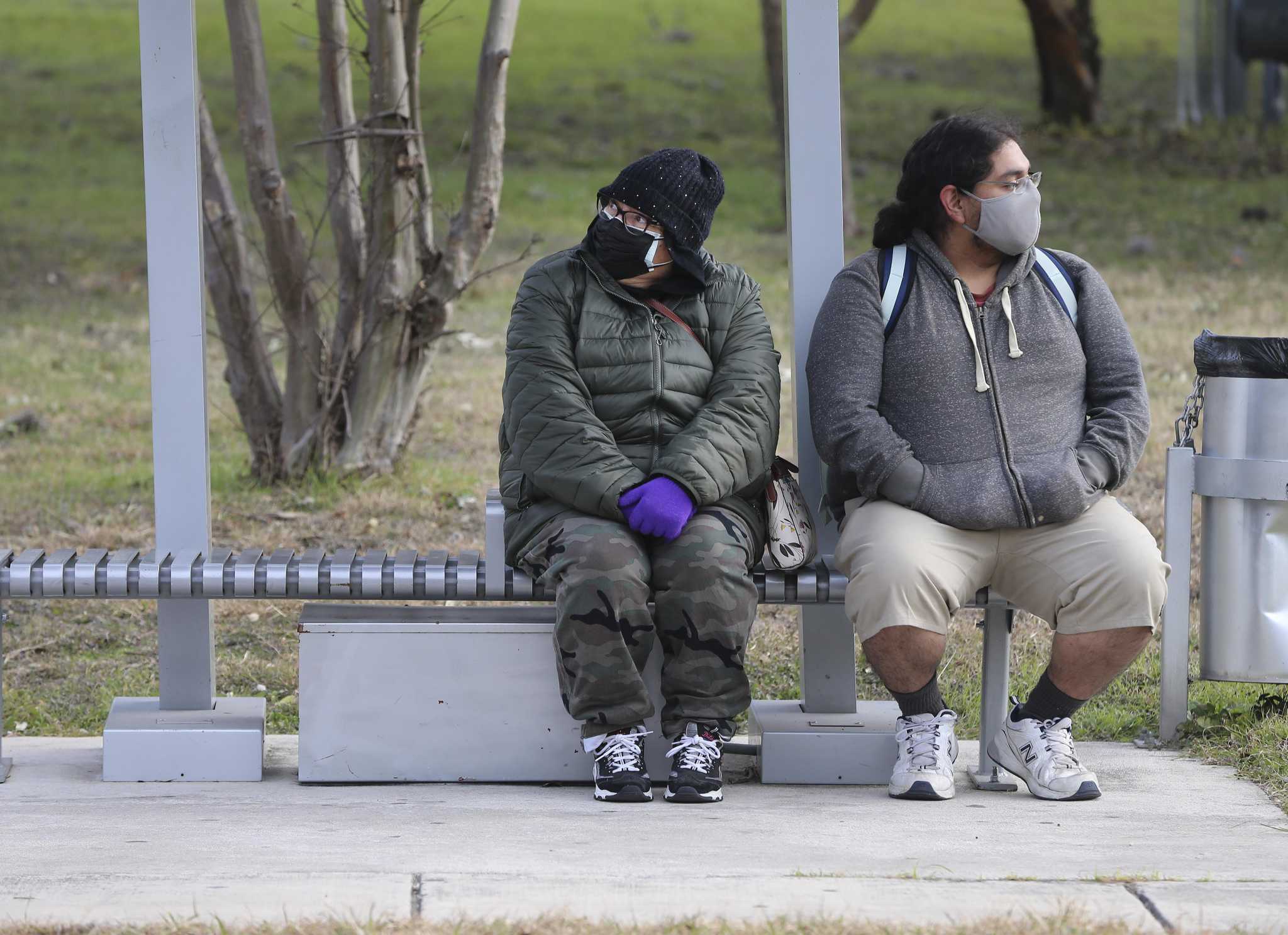 No ice, sleet in San Antonio as cold temperatures persist. Here's where you can stay warm - Vimarsana News